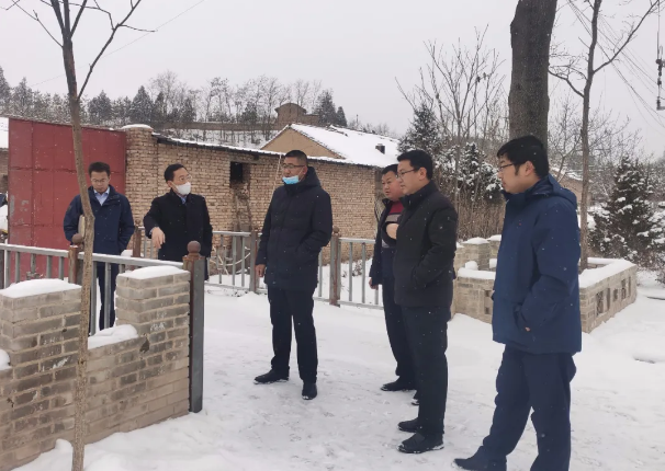 当好“四大员” 助力“五个化”——市产投集团积极做好包抓共建村社文明创建工作(图2) 当好“四大员” 助力“五个化”——市产投集团积极做好包抓共建村社文明创建工作(图2)