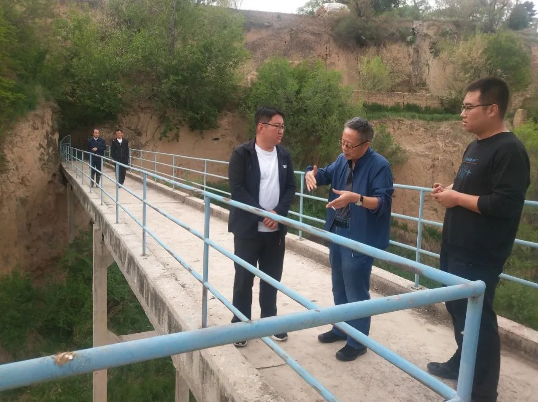 市产投集团泾东设计公司参与静宁县王湾水库除险加固工程评审(图2) 市产投集团泾东设计公司参与静宁县王湾水库除险加固工程评审(图2)